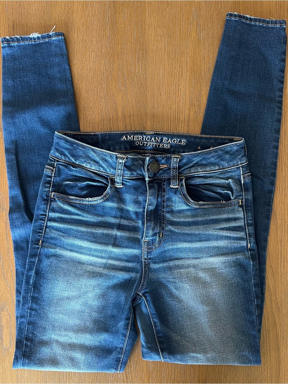 American Eagle Outfitters Women’s Dark Blue Stretch High Rise Skinny Jeans
